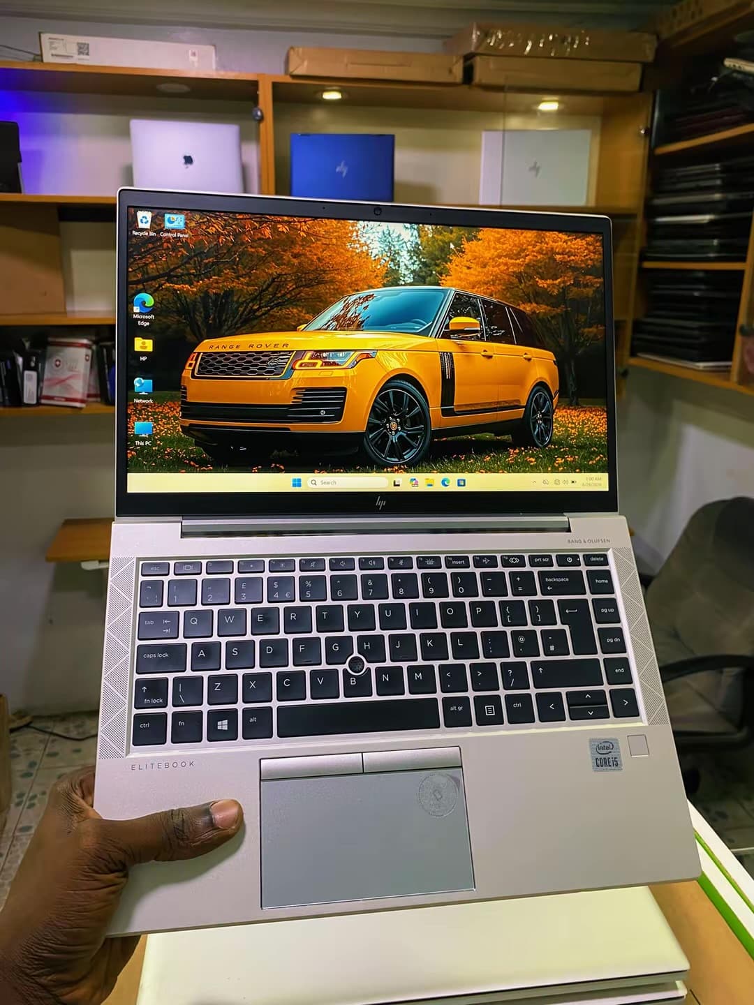 HP EliteBook 840 G7 (10th Gen Core i5) Sleek Fast Reliable